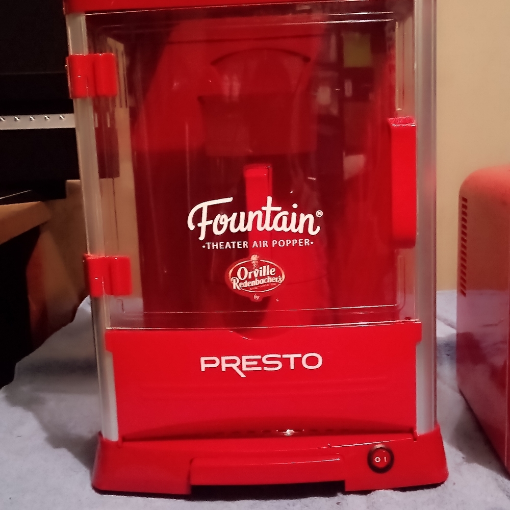 PRESTO POPCORN MAKER!!!! - Picture 12 of 13